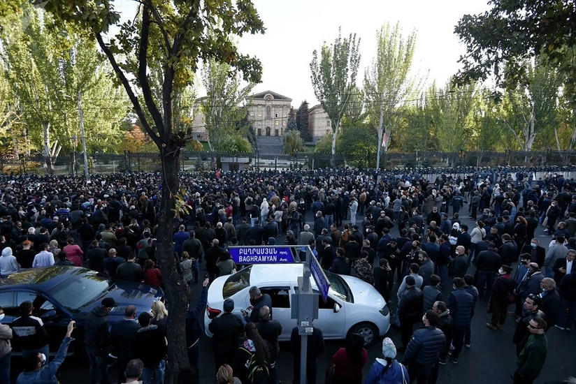 Ermənistan müxalifəti Nikol Paşinyanın istefasını tələb edir