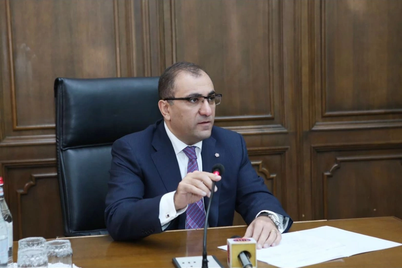 Ermənistan parlamenti aparatının sabiq rəhbəri saxlanılıb