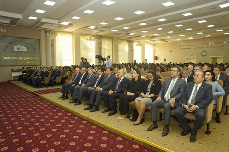 Partlayıcı sursatların təhlükəsinə dair kitabın ingilis dilində nəşrinin təqdimatı olub