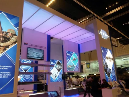 В Абу-Даби стартовала 12-я выставка военно-оборонной техники IDEX 2015