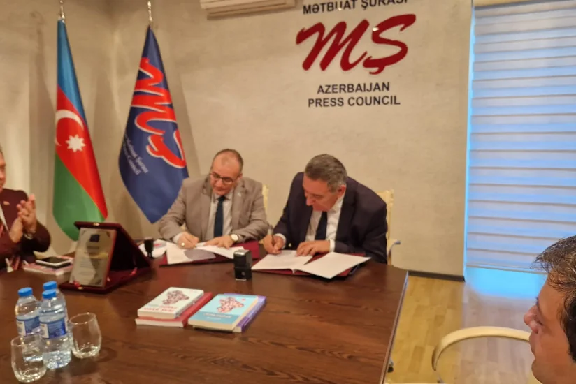 Mətbuat Şurası ilə Kərkük Kültür Dərnəyi arasında Əməkdaşlıq Memorandumu imzalanıb