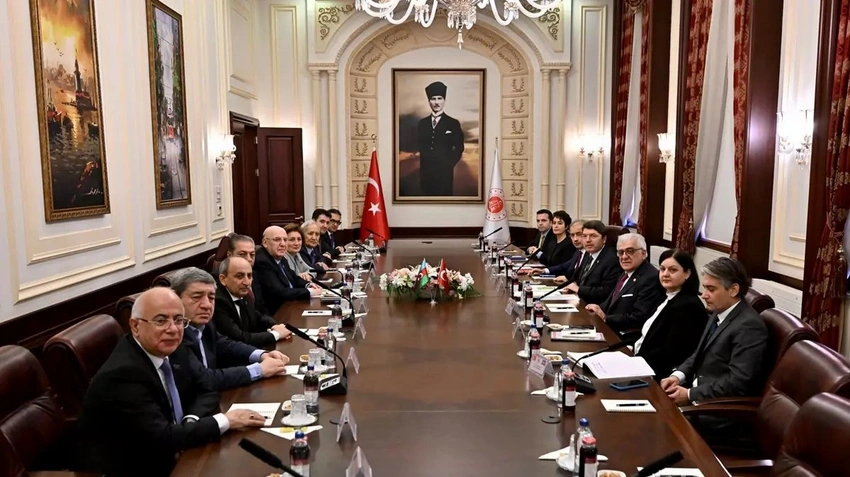 Türkiyənin ədliyyə naziri Milli Məclisin nümayəndə heyətini qəbul edib
