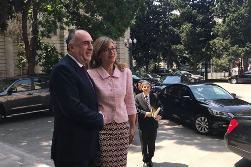 Elmar Məmmədyarov Bolqarıstanın baş nazirinin müavini ilə regional əməkdaşlıq məsələlərini müzakirə edib