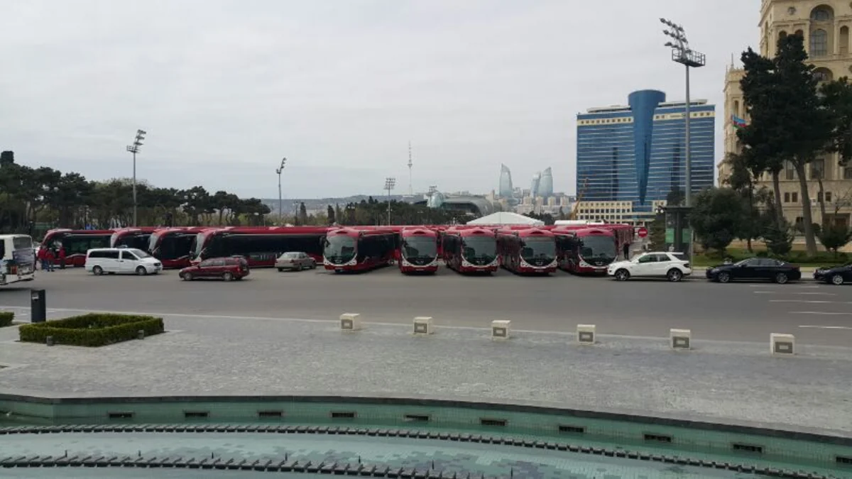 ​Bakıya yeni avtobuslar gətirilib