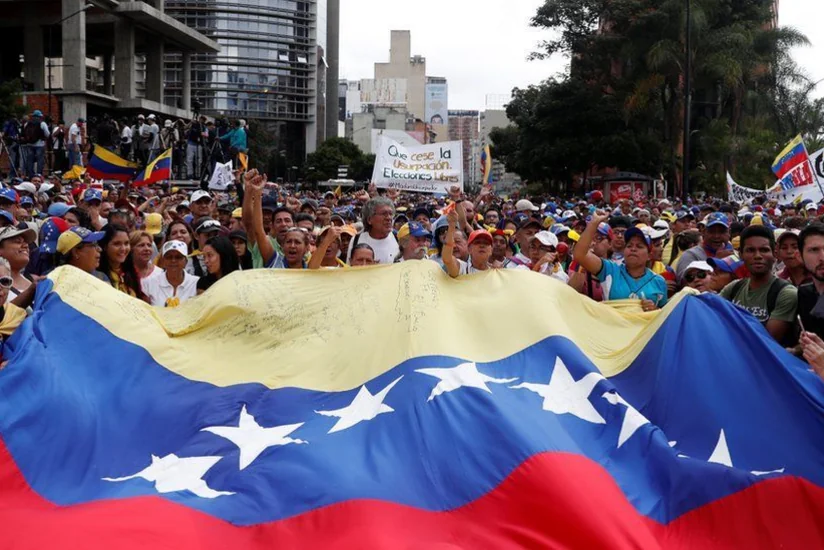 Протесты в Венесуэле - крах экономики, голодный народ, утративший доверие властитель - КОММЕНТАРИЙ