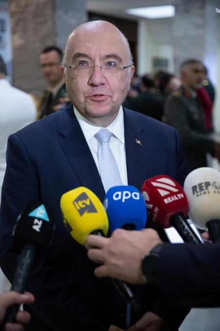 Moskvada Azərbaycan Silahlı Qüvvələrinin yaradılmasının 105 illiyi qeyd olunub