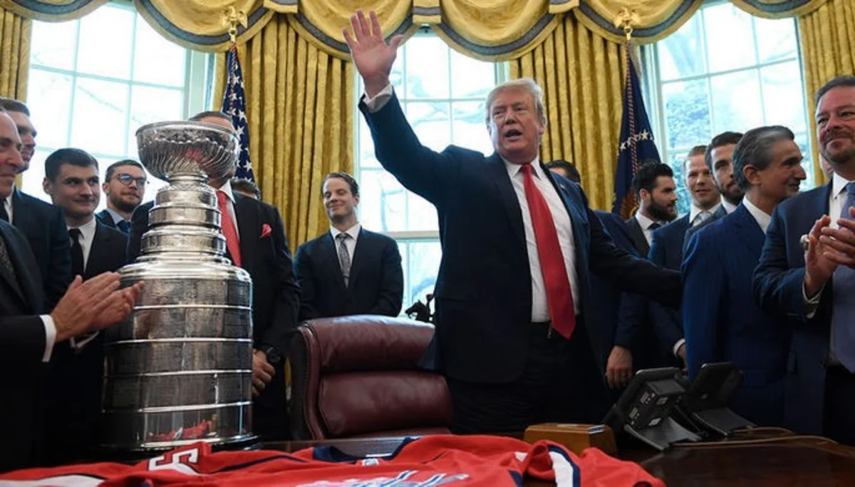 Donald Tramp demokratları yalançı adlandırıb