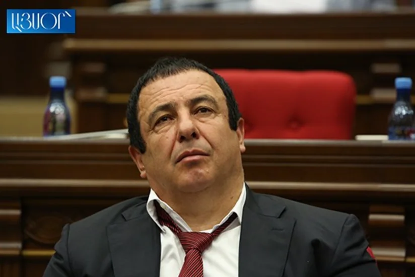 Ermənistanın müxalif milyarderi Koçaryanla görüşmədiyini bildirib