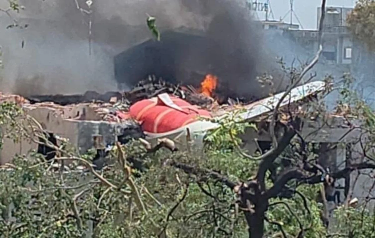 Один пассажир разбившегося в Индии самолета Boeing выжил