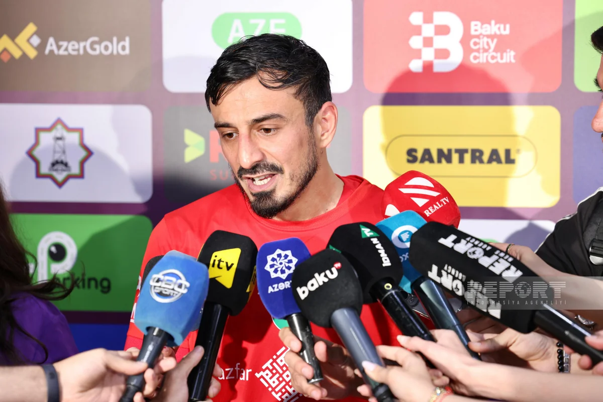 Azərbaycan millisinin futbolçusu: Dünya çempionu olmağımıza son 2 oyun qalıb