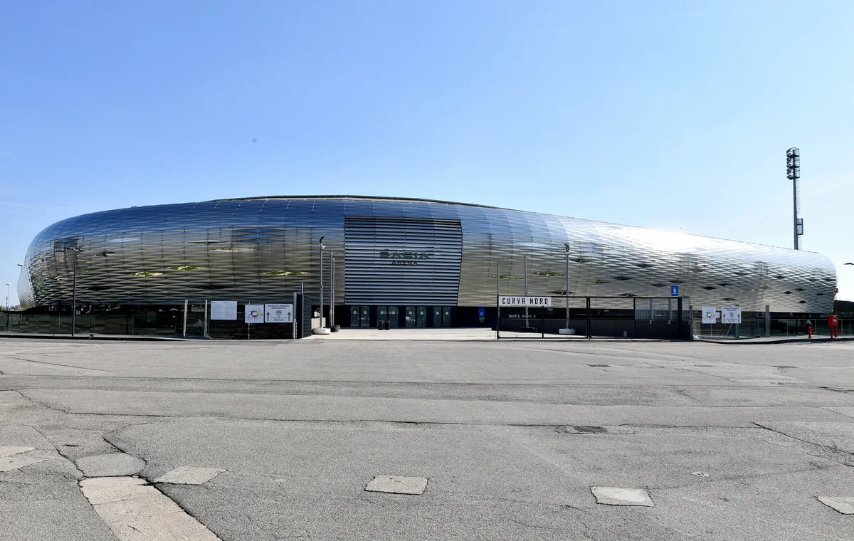 İtaliya klubu stadionunda günəş panellərindən istifadə edəcək