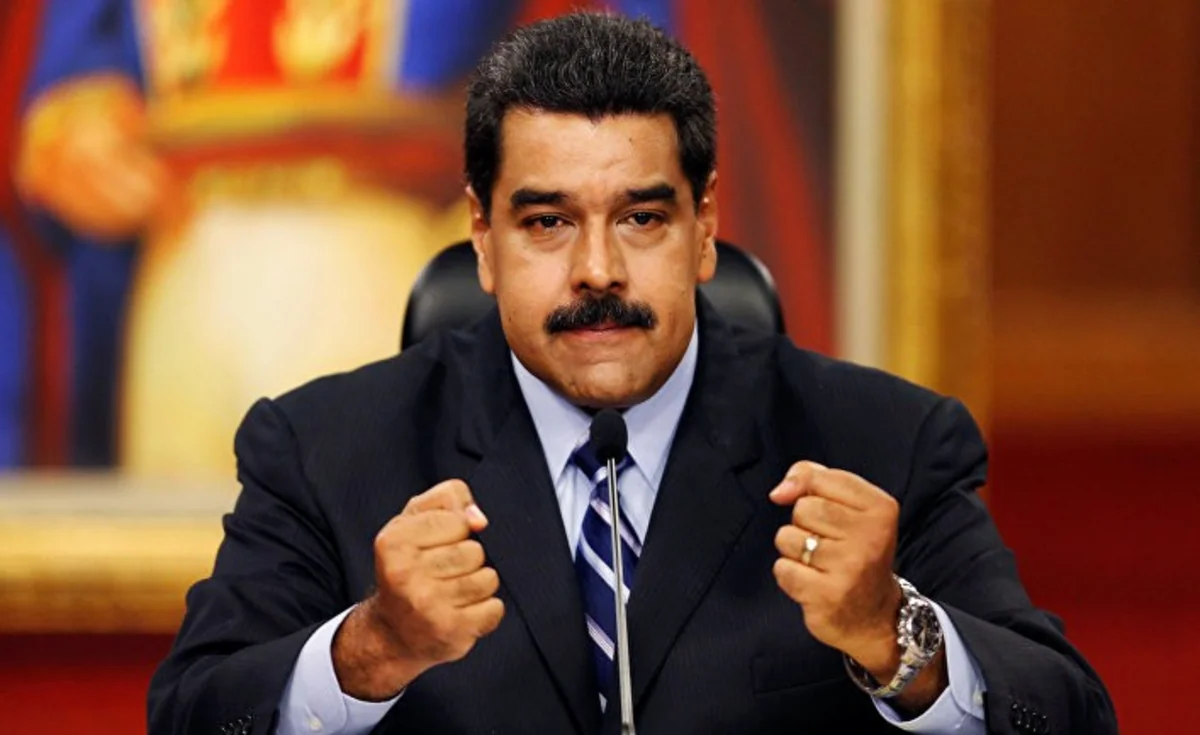 Maduro ordunu səfərbər edib