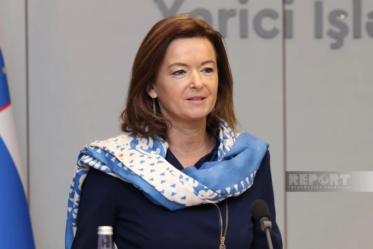 Глава МИД Словении пригласила Джейхуна Байрамова в Любляну