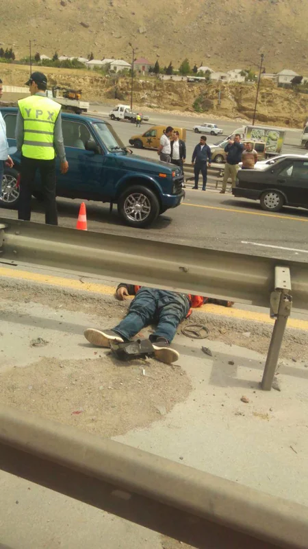 Bakı Dairəvi-1 avtomobil yolunda baş verən qəzada Yol Xətt MMC-nin işçisi dünyasını dəyişib