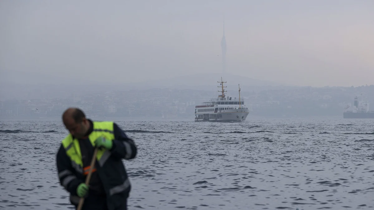 Bosphorus closed to navigation due to heavy fog