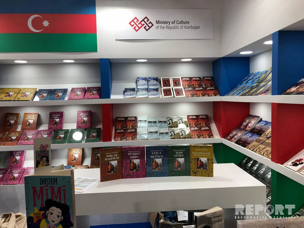 İstanbulda Beynəlxalq Kitab Sərgisi açılıb
