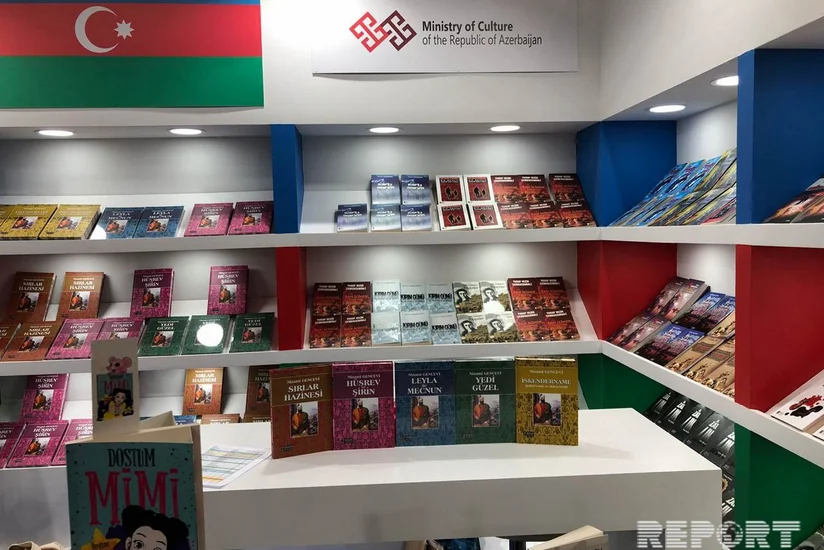 İstanbulda Beynəlxalq Kitab Sərgisi açılıb