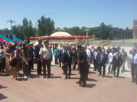 Böyük Zirə adasından Dənizkənarı Milli Parkadək üzgüçülük estafeti keçirilib