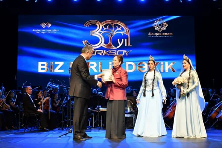 Bakıda TÜRKSOY-un 30 illiyinə həsr olunmuş qala konsert keçirilib