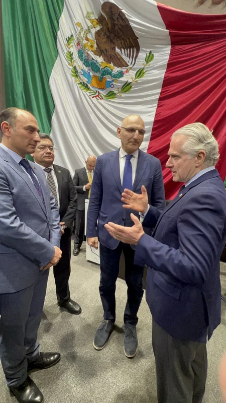 Assistant to Azerbaijan’s first VP Elchin Amirbayov visits Mexico