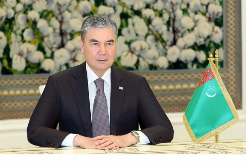 Президент Туркмениcтана проголосовал на президентских выборах