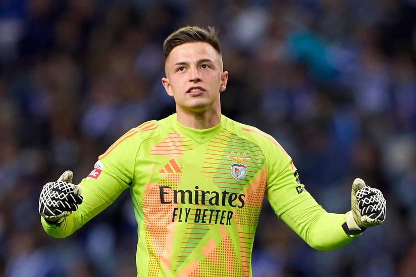 Ukrayna millisinin qapıçısı satışa çıxarılıb