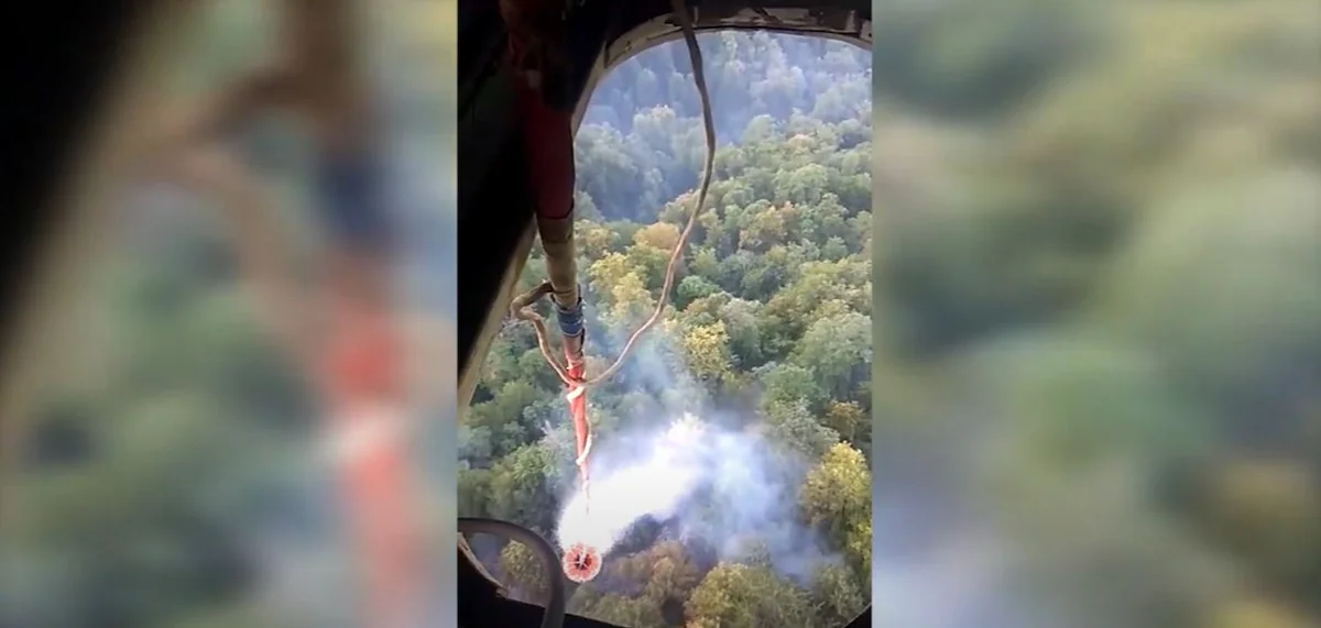 “Qalaaltı”nın yaxınlığındakı meşədə yanğınların söndürülməsinə helikopter cəlb edilib - YENİLƏNİB