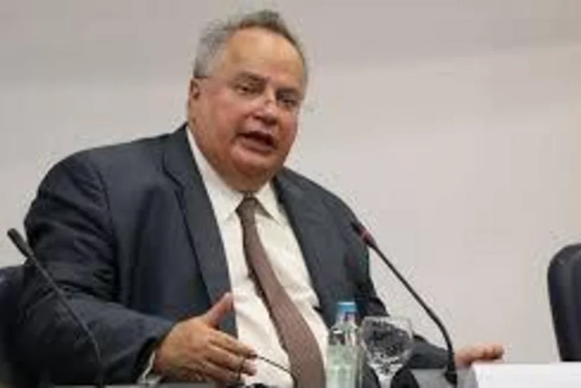 Yunanıstanın xarici işlər naziri istefa verib