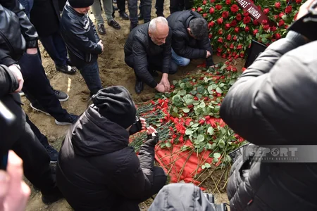 Aktyor Azər Baxşəliyev dəfn olunub - YENİLƏNİB-3