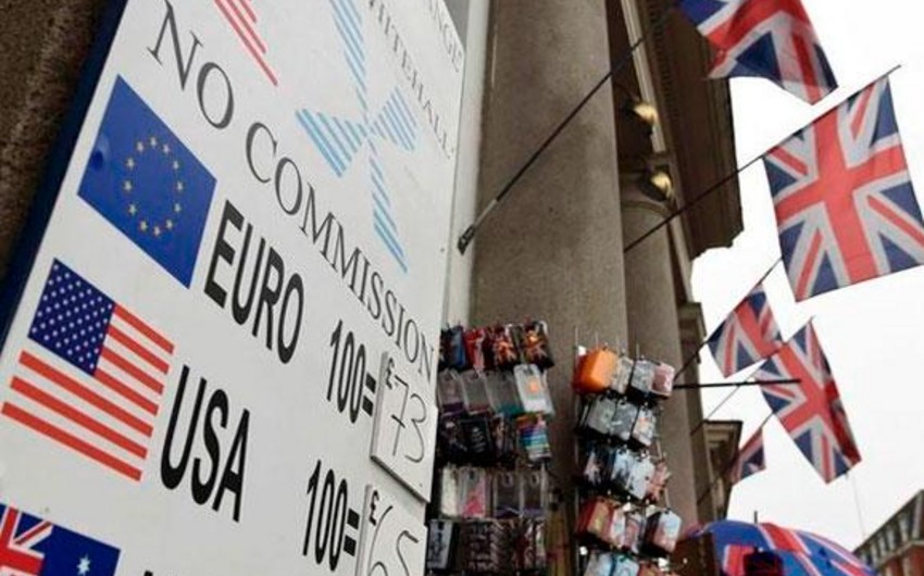 ​Britaniya funtu Brexit sorğusu nəticəsində kəskin düşüb