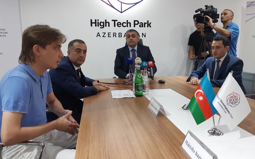 Azərbaycanlı startapçılara qrantlar təqdim olunub