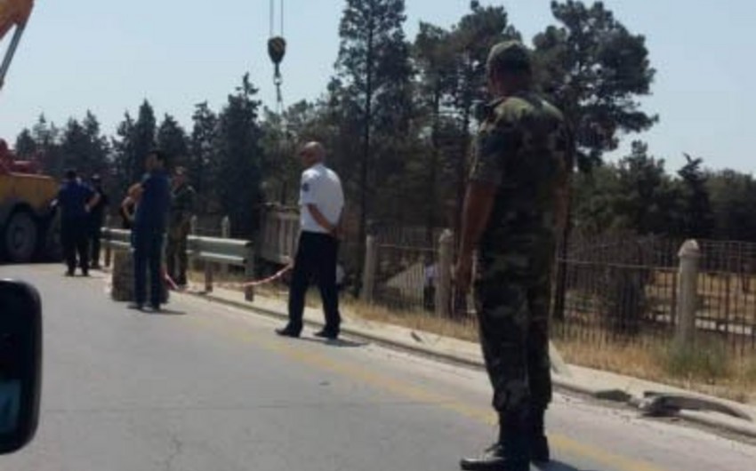 Bakı-Sumqayıt yolunda Shacman aşıb - FOTO