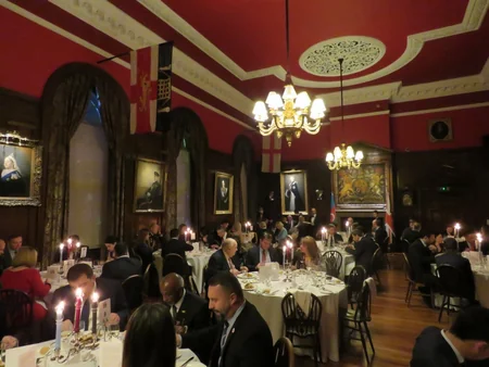 Zəfər Günü Londonda təntənəli şəkildə atəşfəşanlıqla qeyd edilib