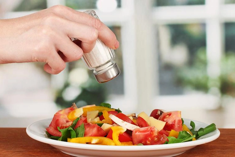 Nutritionist warns against eating salty food at night