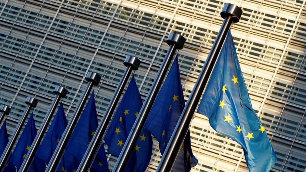 European Commission approves draft list of commissioners