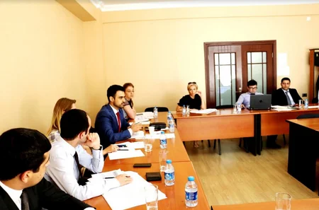 ABA-da Valyuta tənzimi haqqında qanunla bağlı təkliflərə baxılıb