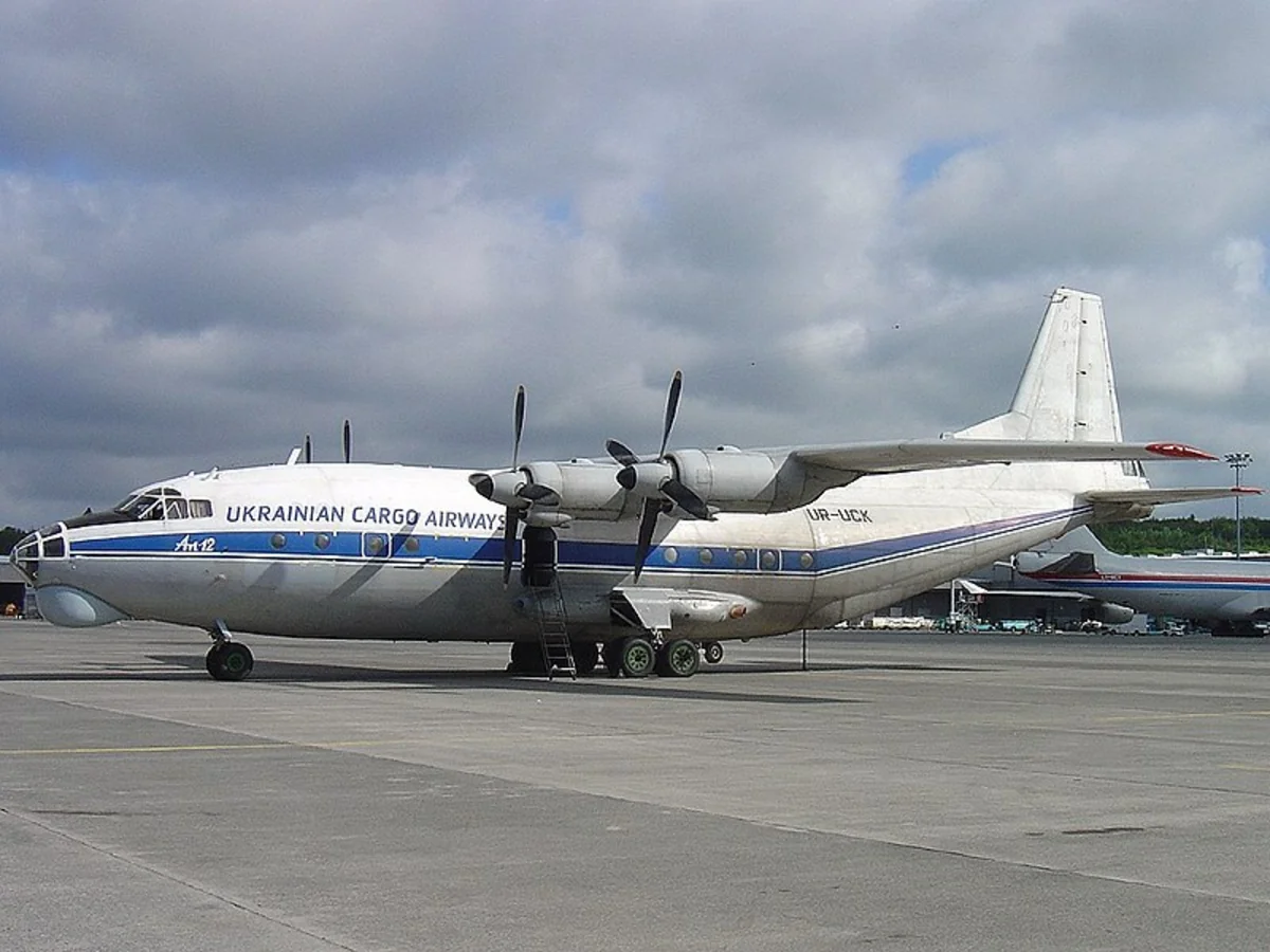 В Сербии сообщили о гибели восьми человек в результате крушения Ан-12 в Греции