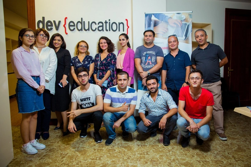 Bakıda “DevEducation” kolleci açılıb