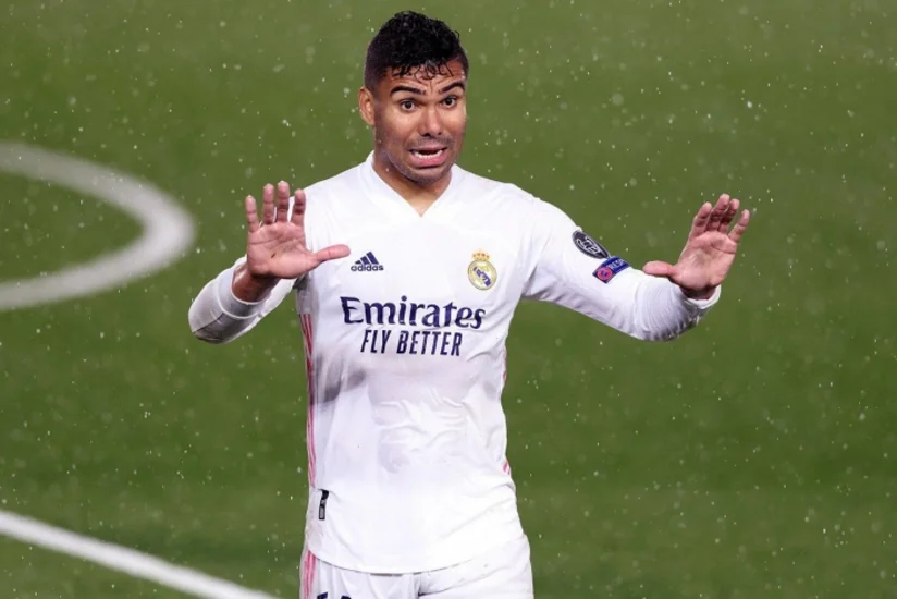 Real Madridin futbolçusu Mançester Yunaytedə keçir - RƏSMİ