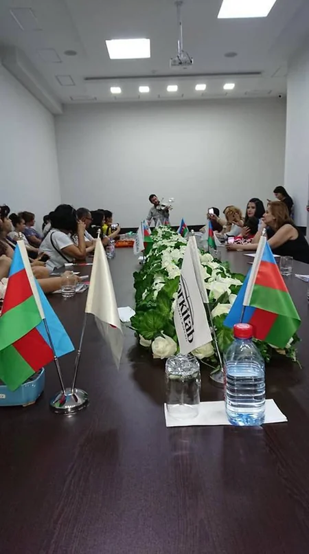 “Yaponiya Azərbaycan Rəssamlarının gözü ilə” adlı sərgi-tədbir keçirilib