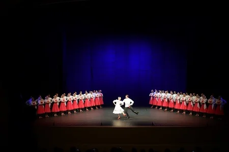 Rusiyanın İ.Moiseyev adına Dövlət Akademik Xalq Rəqsləri Ansamblı Heydər Əliyev Mərkəzində çıxış edib
