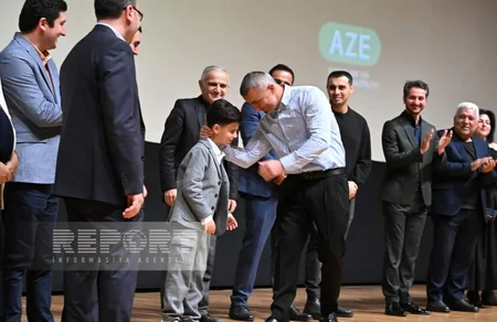 Qurban Qurbanova həsr edilmiş film təqdim olunub