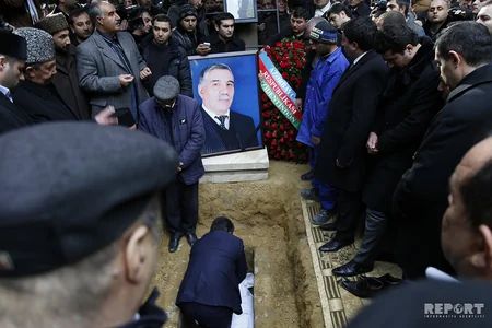 Zəlimxan Yaqub dəfn edilib - FOTO