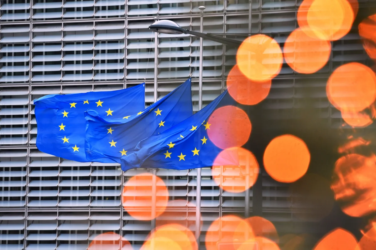 Bloomberg: ЕС блокирует кредит Украине на 1,5 млрд евро