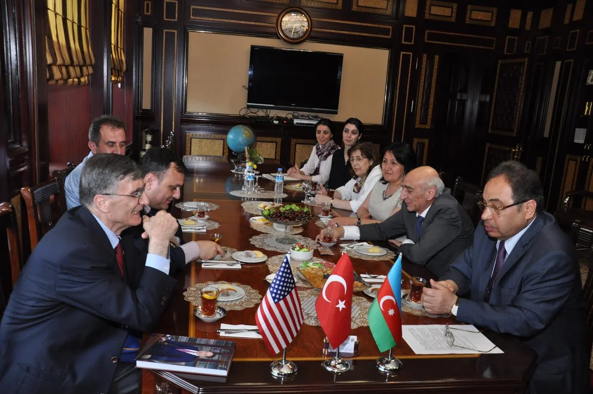 Əziz Sancar Bakı Dövlət Universitetində olub