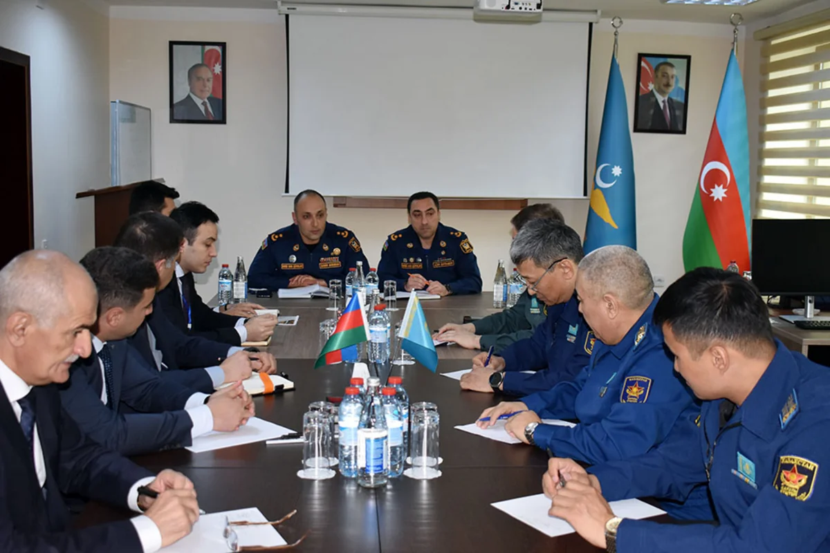 Kazakh military delegation visits Azerbaijani Air Force headquarters