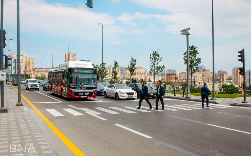 Bakıda daha bir ünvanda işıqforlar quraşdırılıb