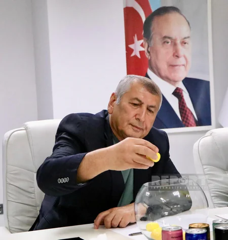 Jurnalistlər arasında Zəfər Kubokunun püşkatma mərasimi keçirilib