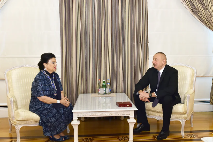 President Ilham Aliyev presented “Istiglal” order to People's Artist Fidan Gasimova