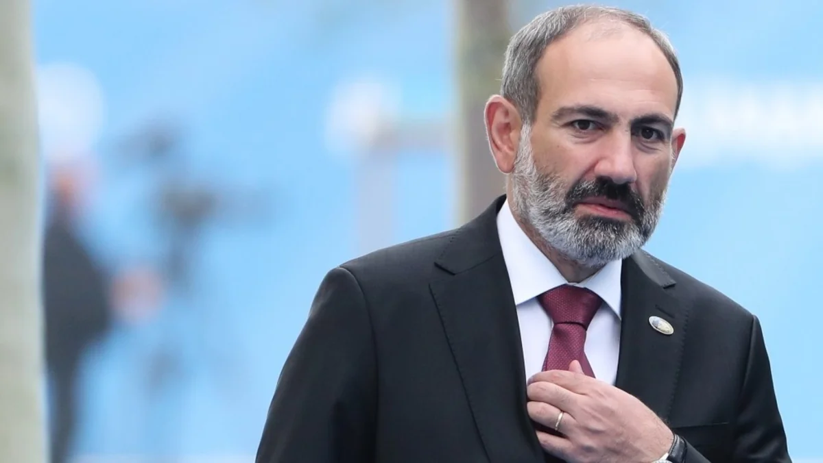 Nikol Pashinyan leaves for working visit to Russia